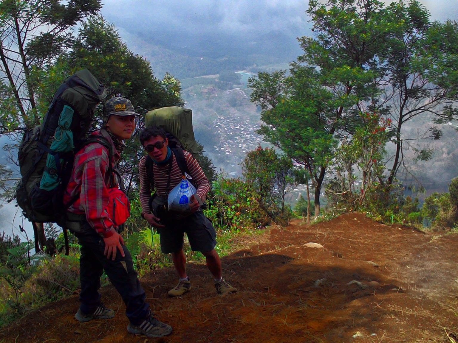 10 Rekomendasi Tujuan Wisata Long Holiday 2026: Liburan Anti-Macet & Berkesan!