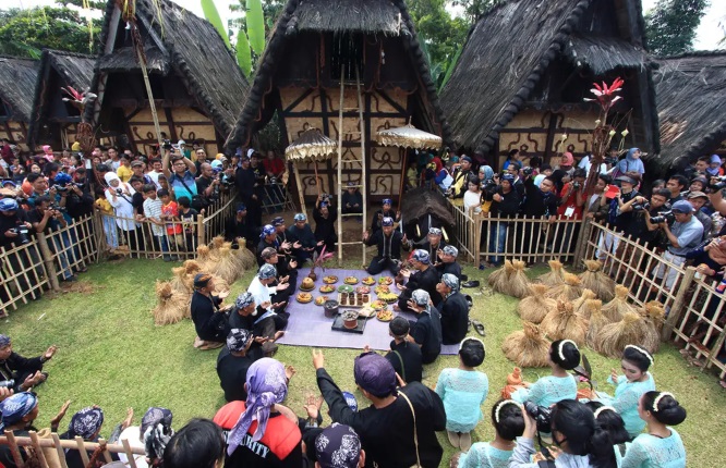 Kebiasaan Unik Suku Sunda yang Menarik untuk Diketahui