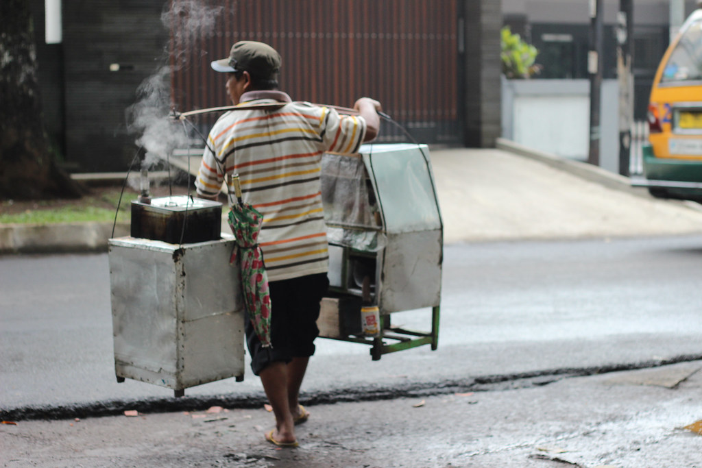 Jajanan Buka Puasa yang Hampir Punah, Rasanya bikin Kangen!