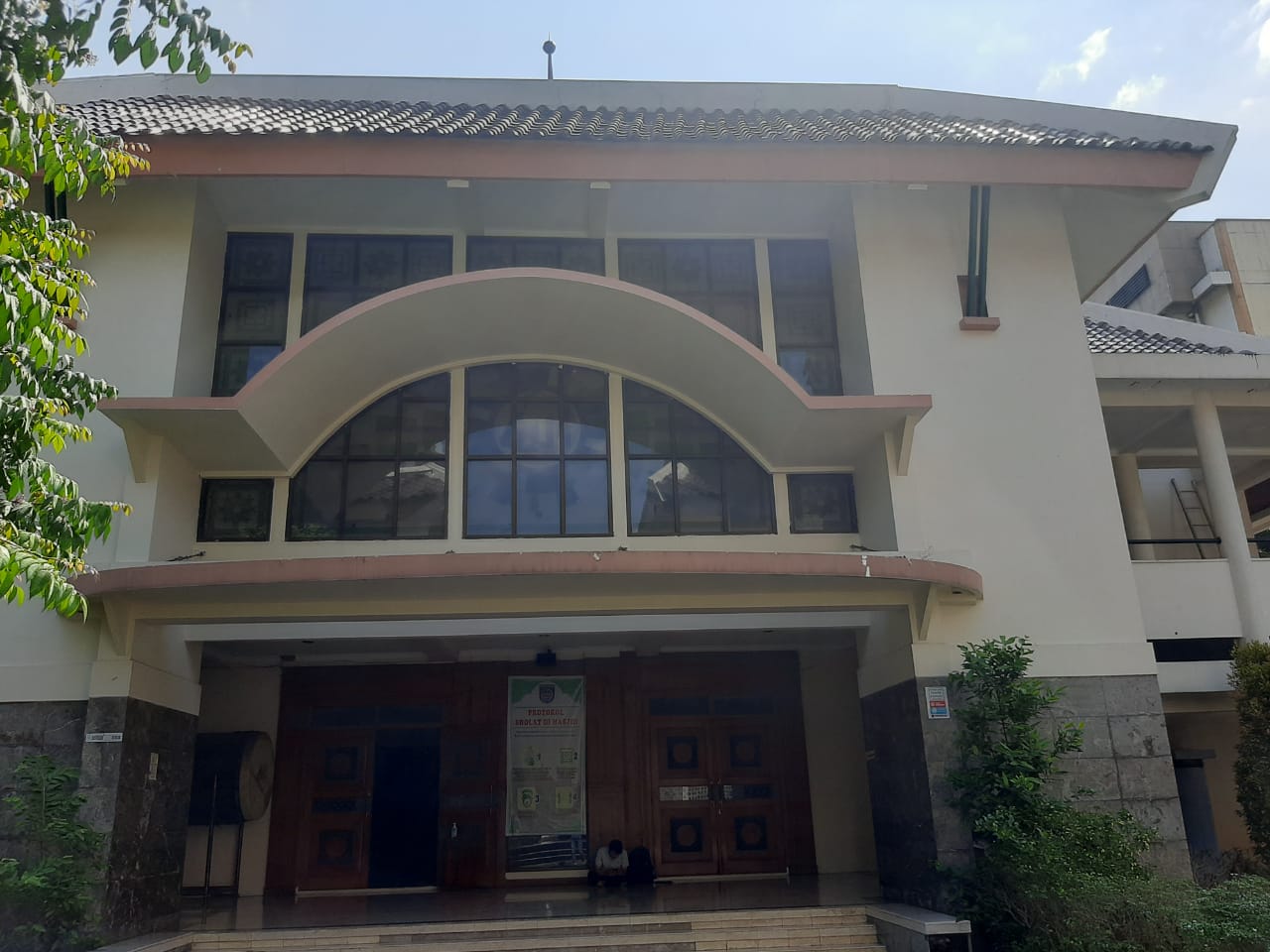 Gelar Sholat Jum’at kedua, Wali Kota Depok Tak Salat di Masjid Agung Balkot