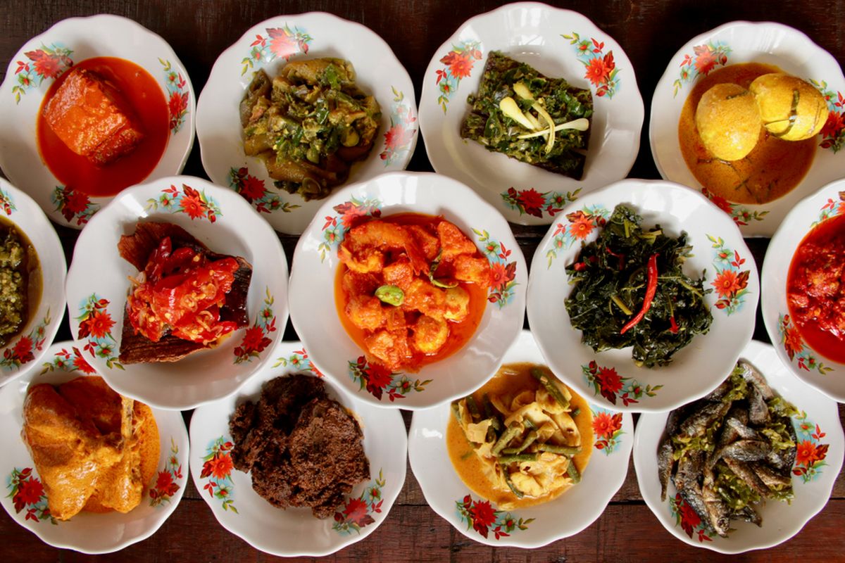 10 Rumah Makan Padang Enak yang Wajib Dicoba