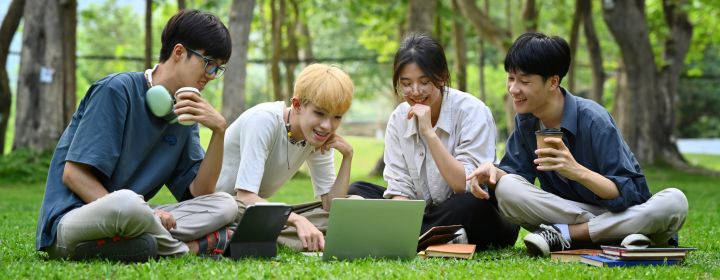 Fakta Kekhawatiran Gen Z yang Memicu Gangguan Kesehatan Mental