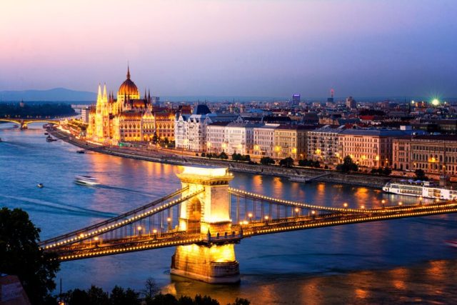 Hungaria - Primus Wealth - Indonesia