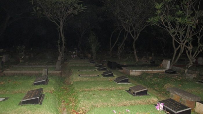 Demi Disebut Beda, Negara ini Buat Tempat Bioskop di Kuburan