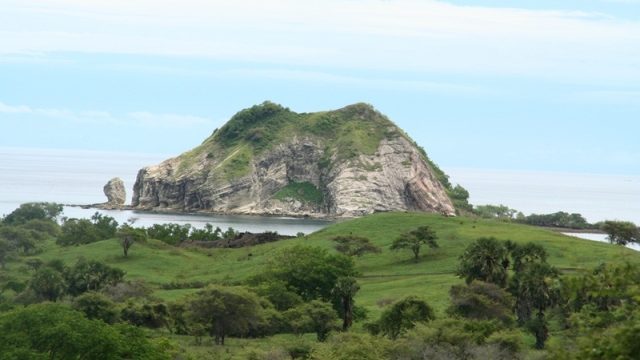 Ini Alasanya, Kisah Batu Berpindah dan Sempat Dipuja di Pulau Rote