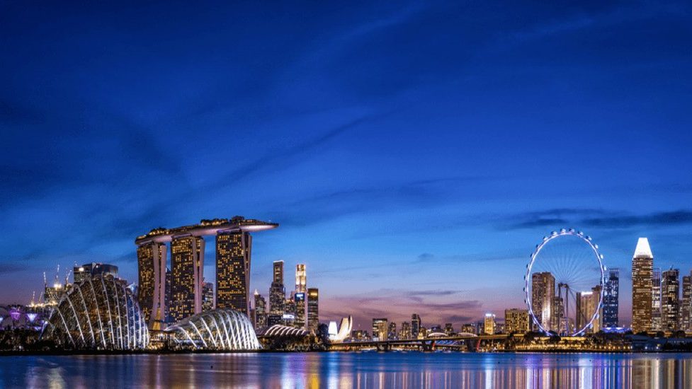 Tempat Belanja yang Rame Banget dan Bikin Kesel Di Singapore