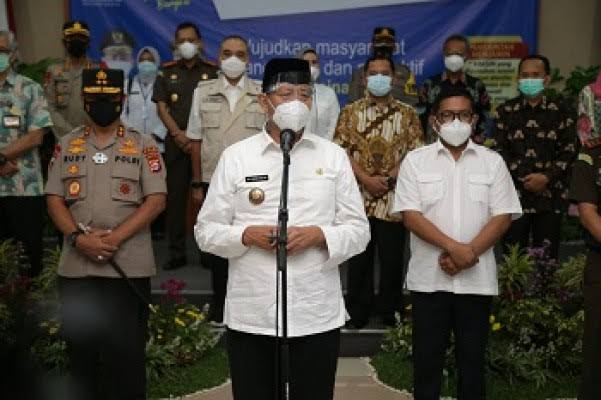 Wahidin Halim Tutup Tempat Wisata Banten Hingga 30 Mei 2021
