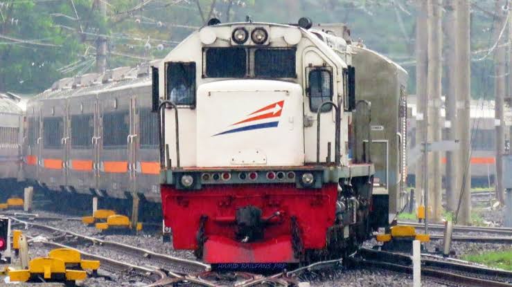 Tips Pilih Tempat Duduk Kereta Api yang Nyaman
