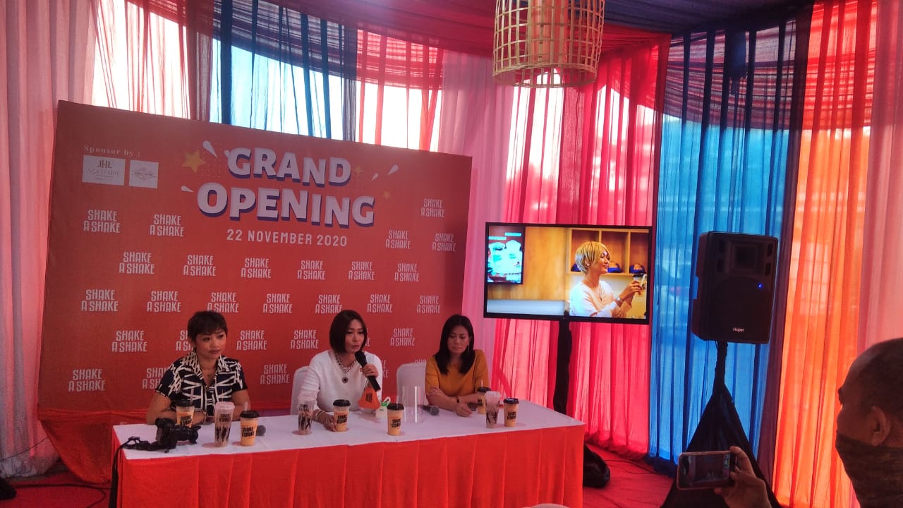 Hadiri Gerai Shake A Shake di Tangerang, Inul: Kami Akan Merintis