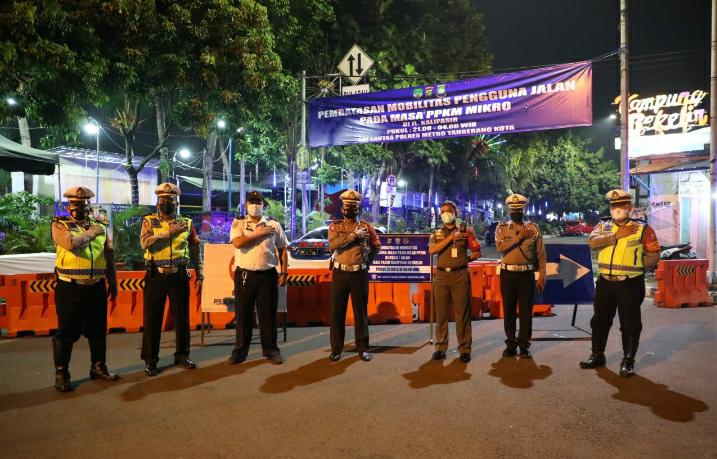Cegah Penyebaran Covid-19, Polisi Tutup Dua Titik Kerumunan di Tangerang
