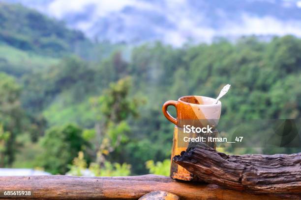Trik Membuat Cangkir Alternatif Saat Survival di Gunung
