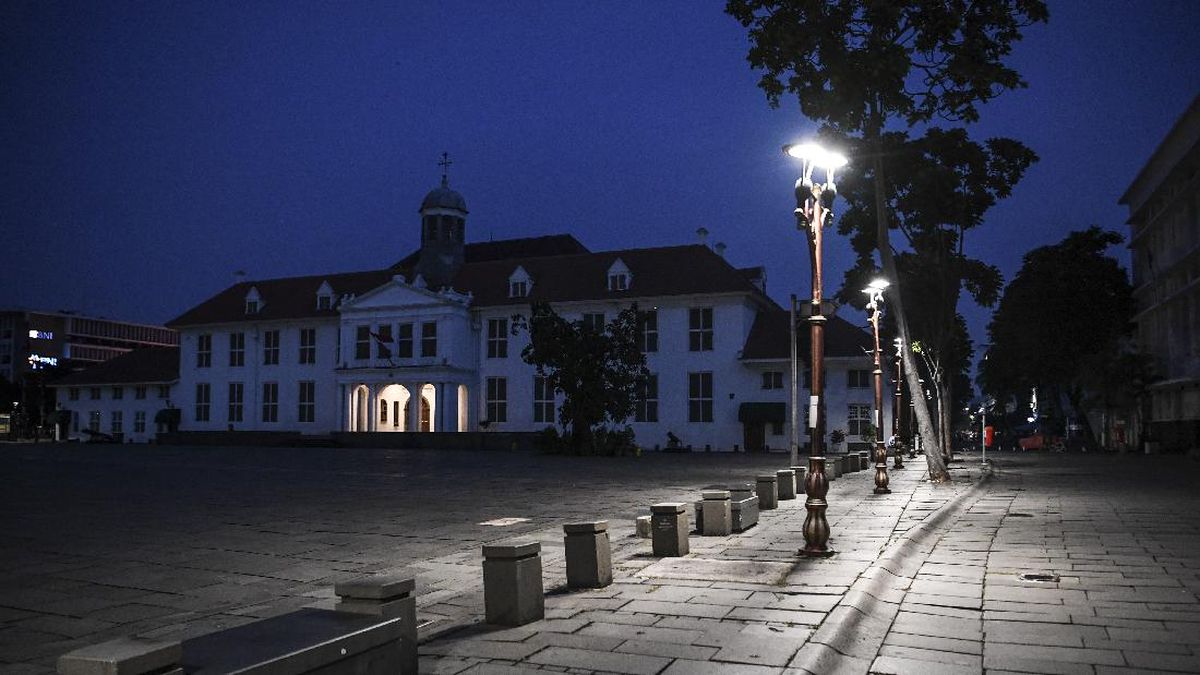 Jejak Mistis Suasana Malam di Kota Tua Jakarta