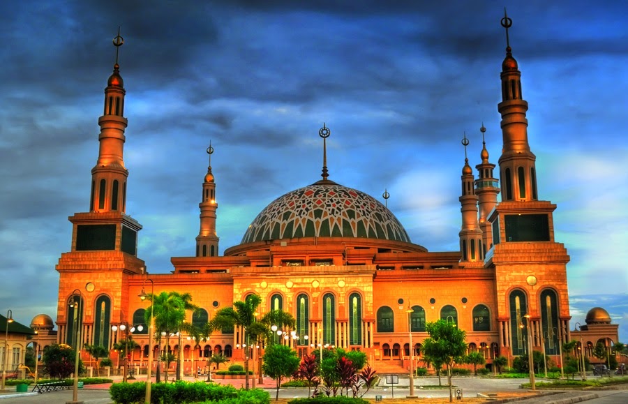 Lima Masjid di Indonesia yang Memiliki Sejarah Luar Biasa