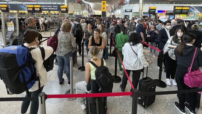 5 Tips untuk Menghindari Antrian di Bandara