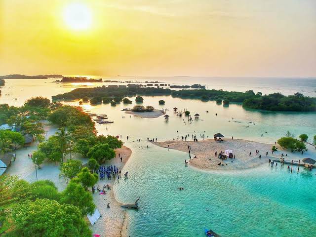 5 Pulau di Kepulauan Seribu Incaran Para Turis